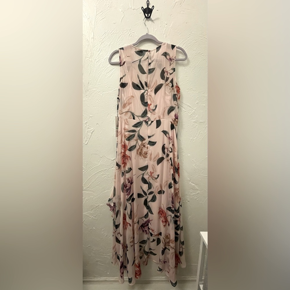 NWT Calvin Klein Floral Dress - Picture 2 of 6